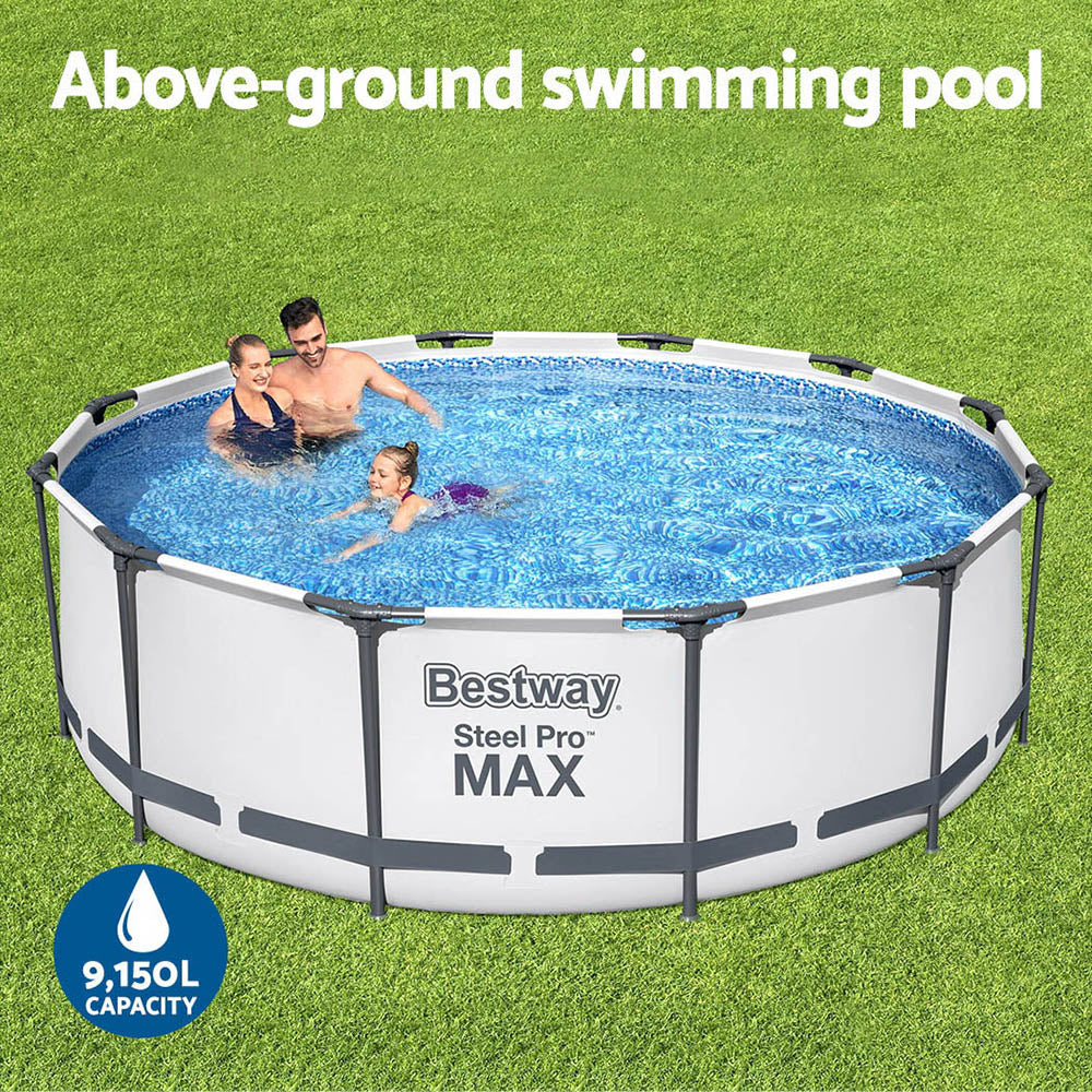 Round above-ground swimming pool with blue water, Bestway Steel Pro MAX steel frame