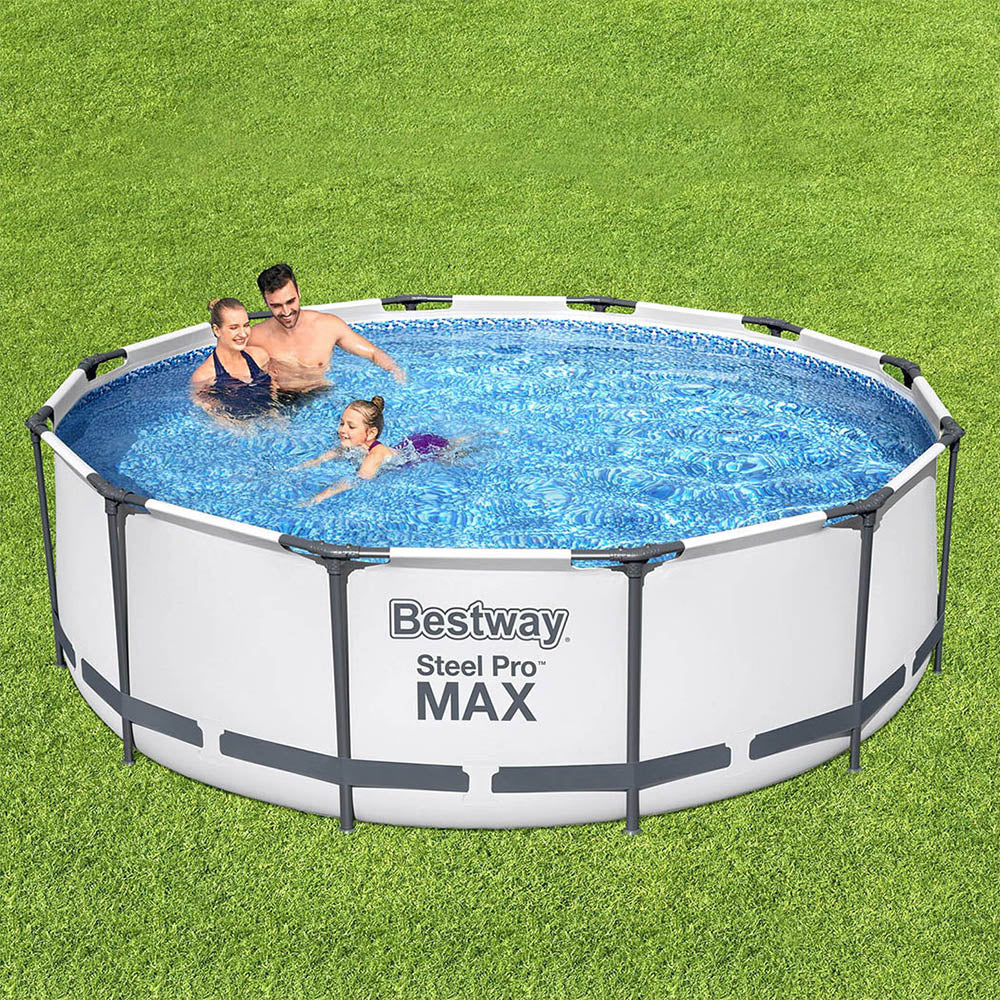Round above-ground swimming pool with blue water, Bestway Steel Pro MAX steel frame