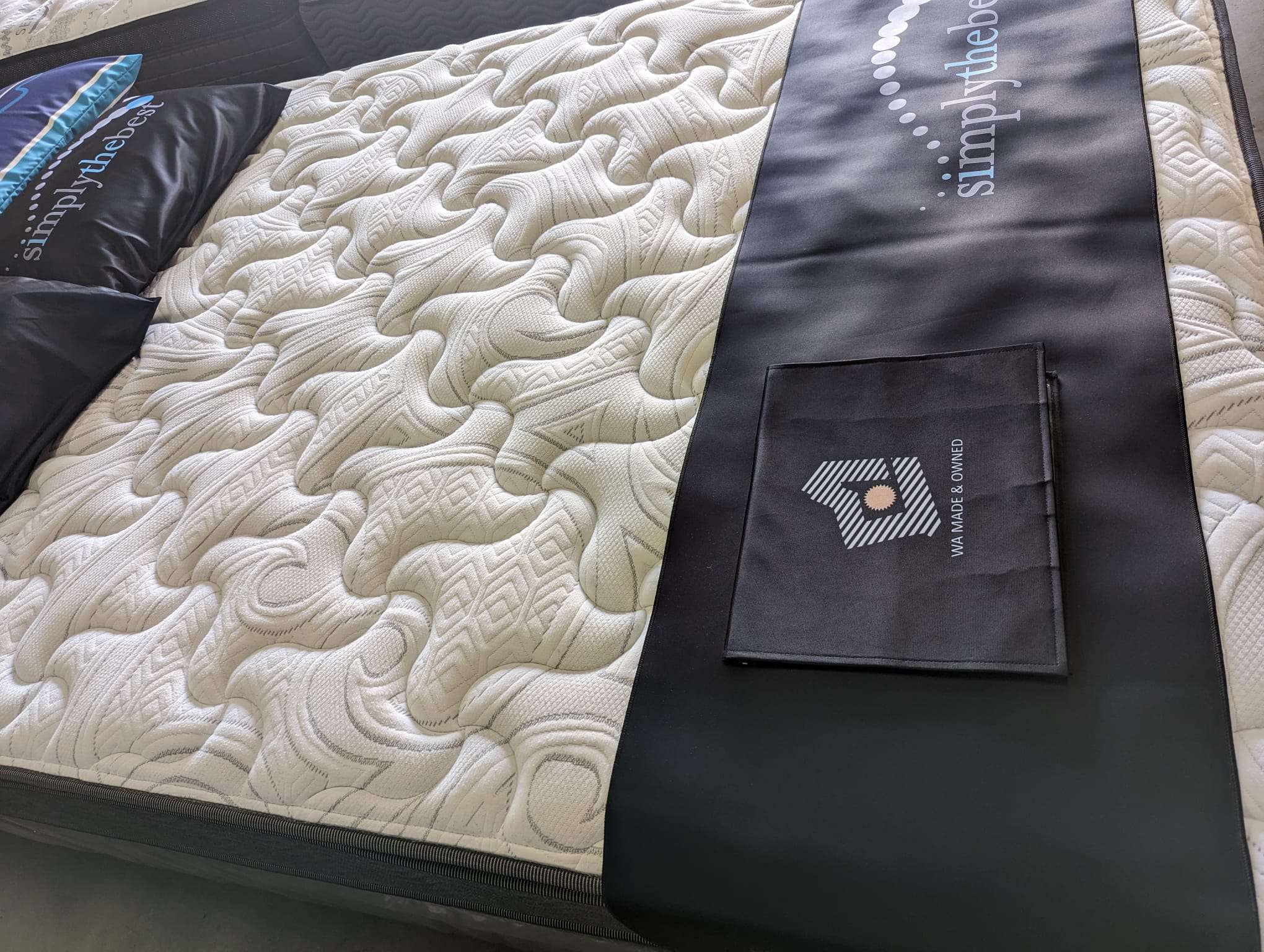 Amore Mattress by SIMPLY THE BEST - side view