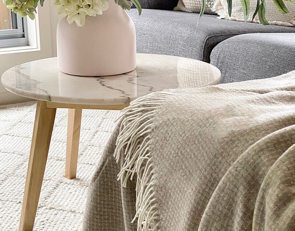 Merino wool and cashmere throw, light beige with fringed ends