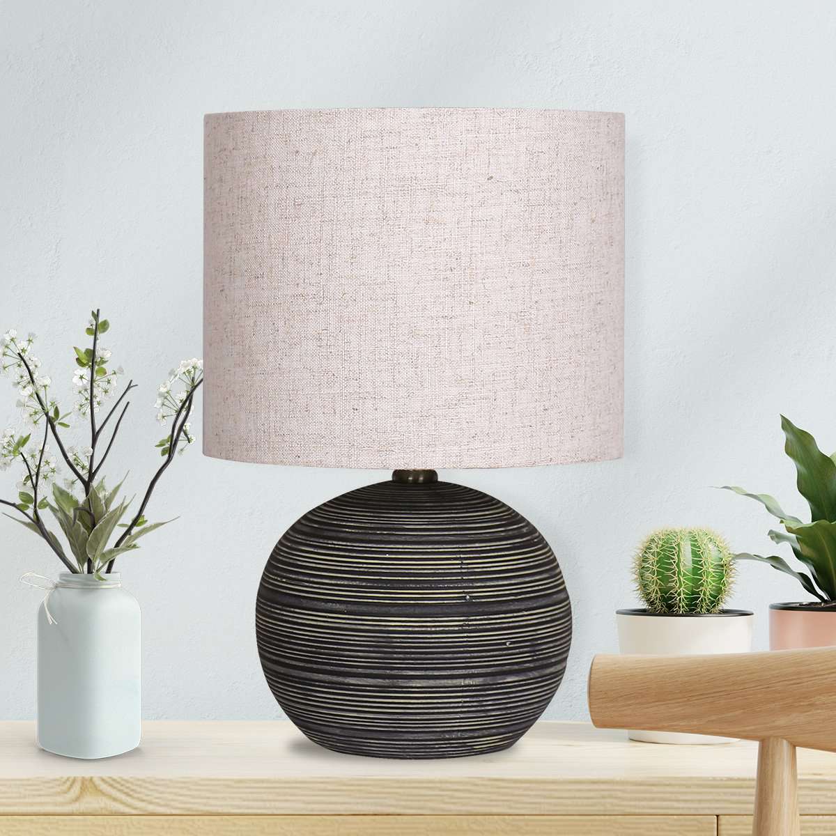 Sarantino Ceramic Table Lamp