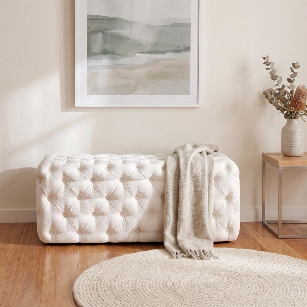 Elsa Tufted Ottoman Beach Boucle White-Rectangular Bedworld