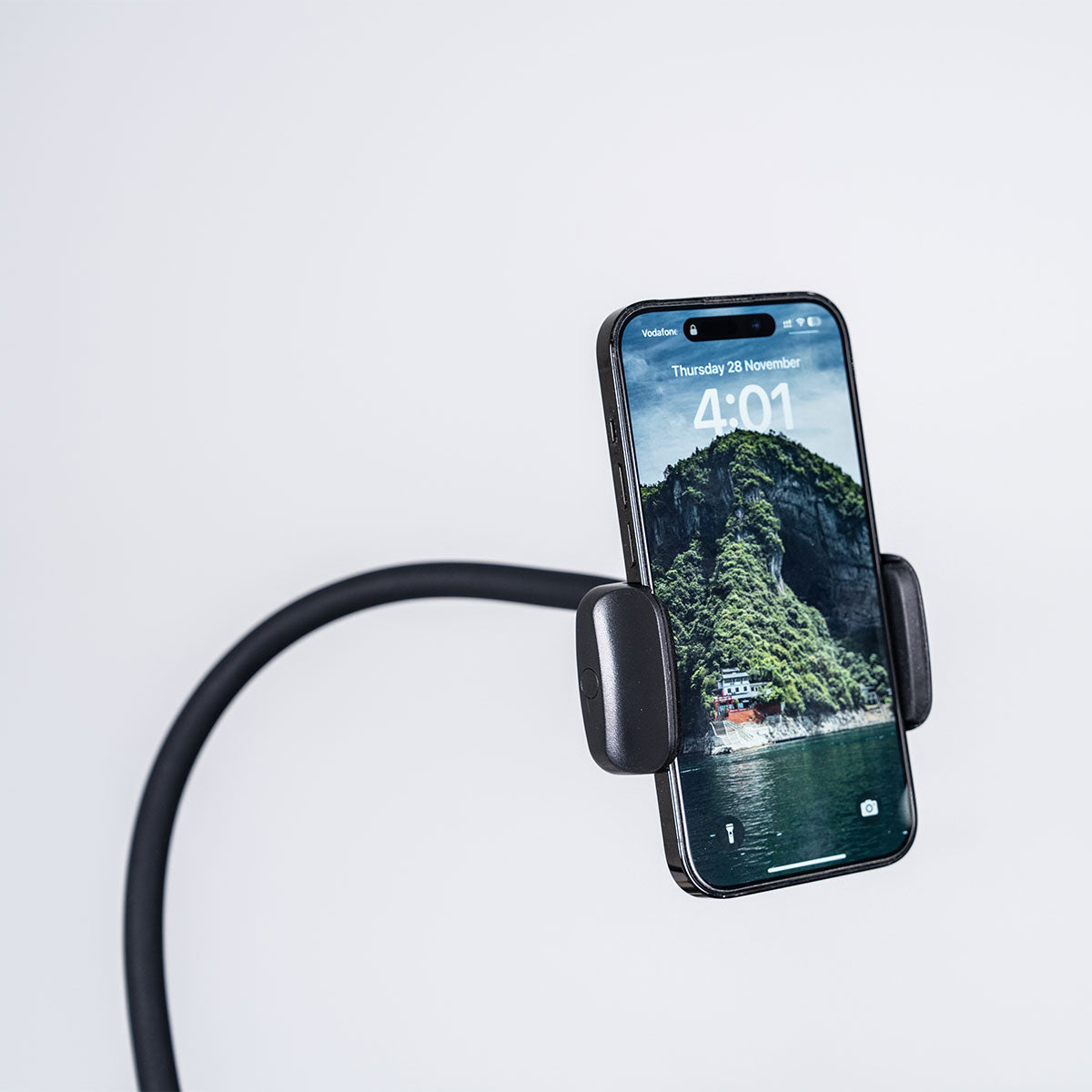 ReGen8 LuxCloud Air - Zero Gravity Heated Massage Chair in Black