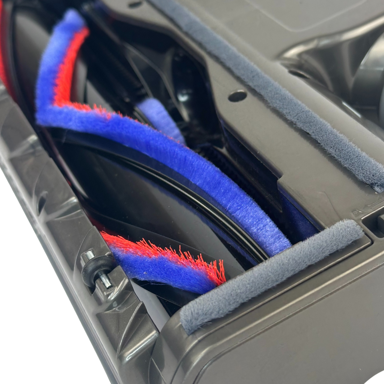 Vacuum powerhead brush roller with blue and red bristle strips