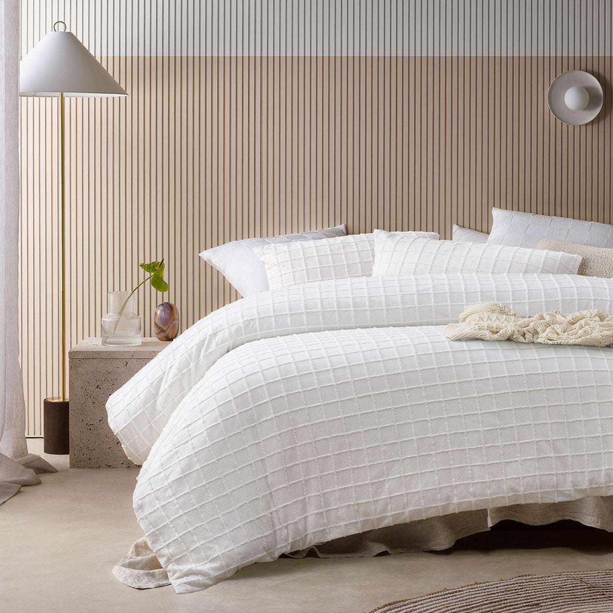 Vintage Design Homewares Parquet White Polyester Cotton Quilt Cover Set Single