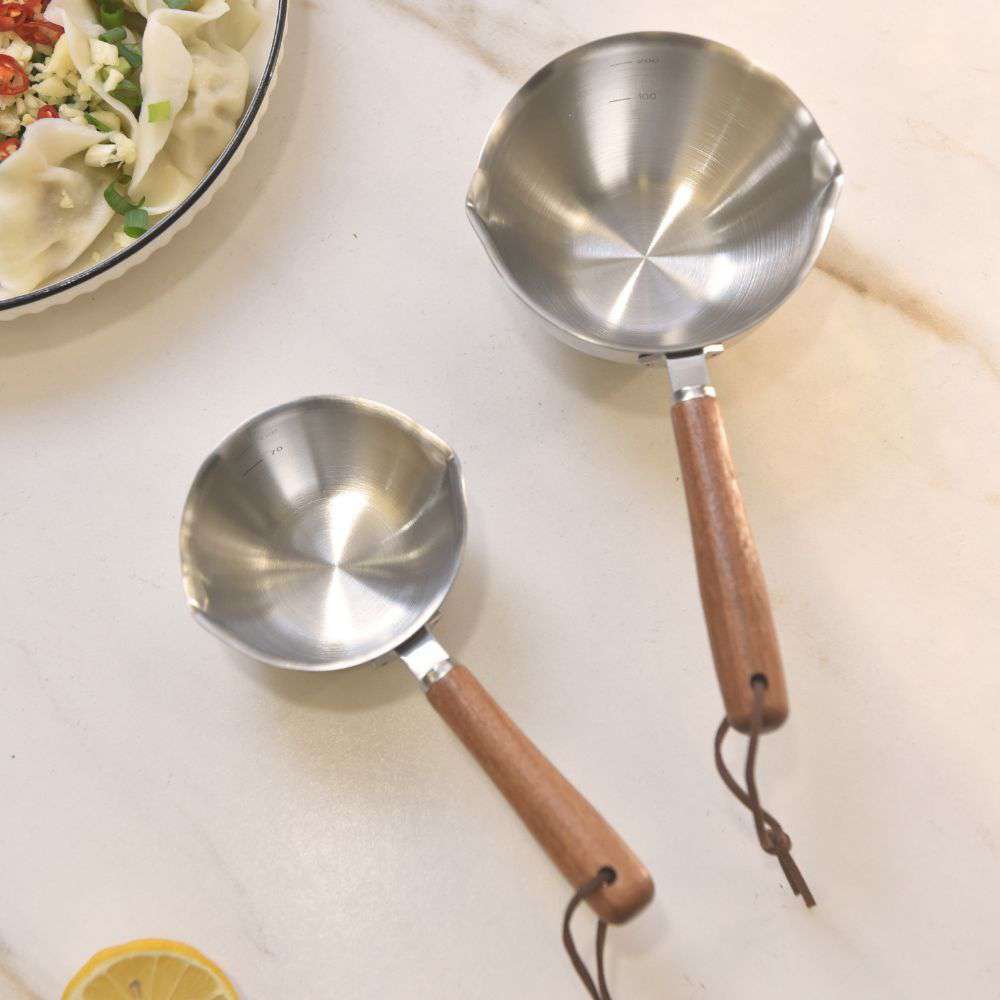 Kylin 304 Stainless Steel Oil Poured Pot With Wood Handle 200ml