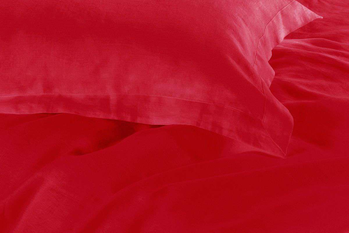 1000TC Tailored Super King Size Red Duvet Quilt Cover Set