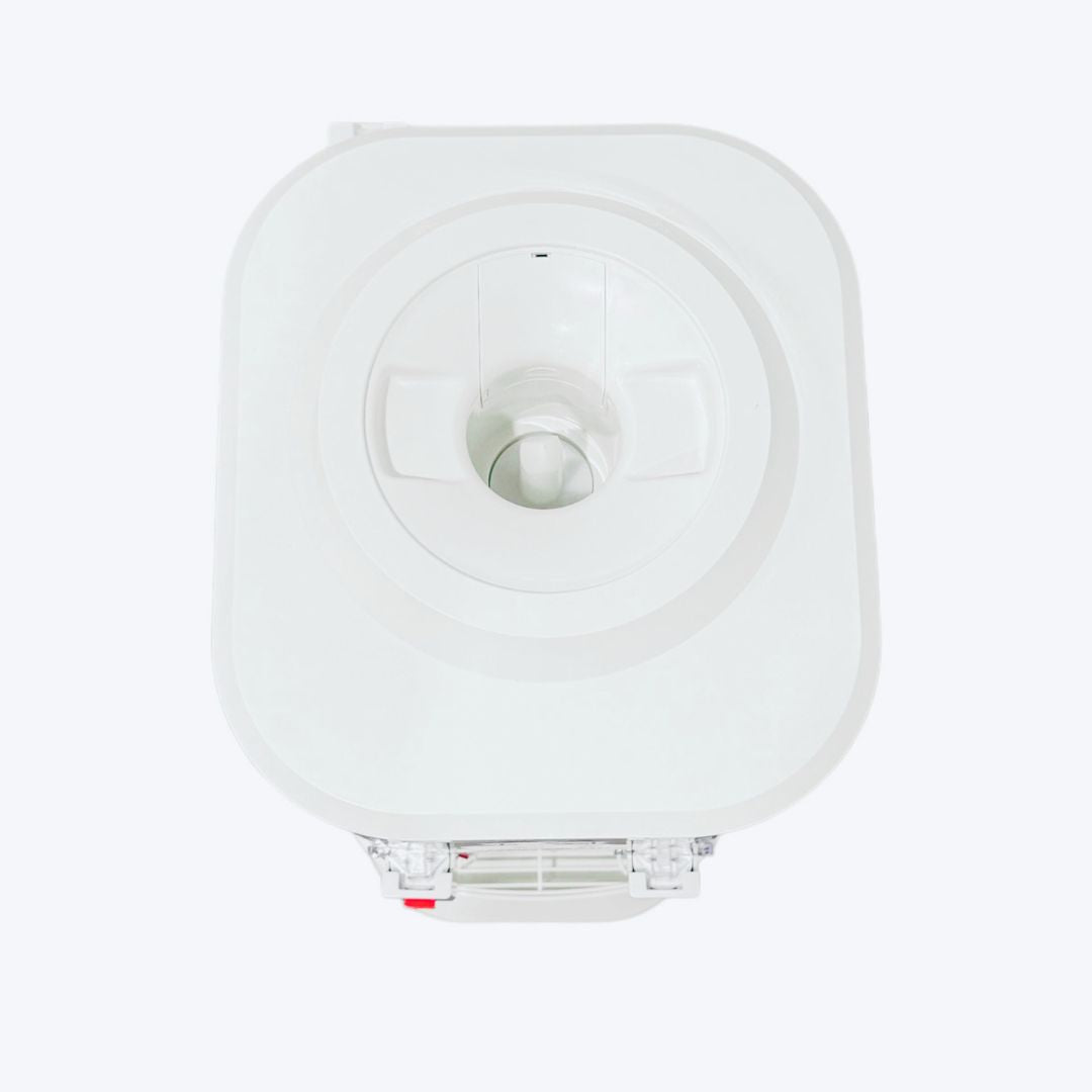 Luxurious White Benchtop Hot