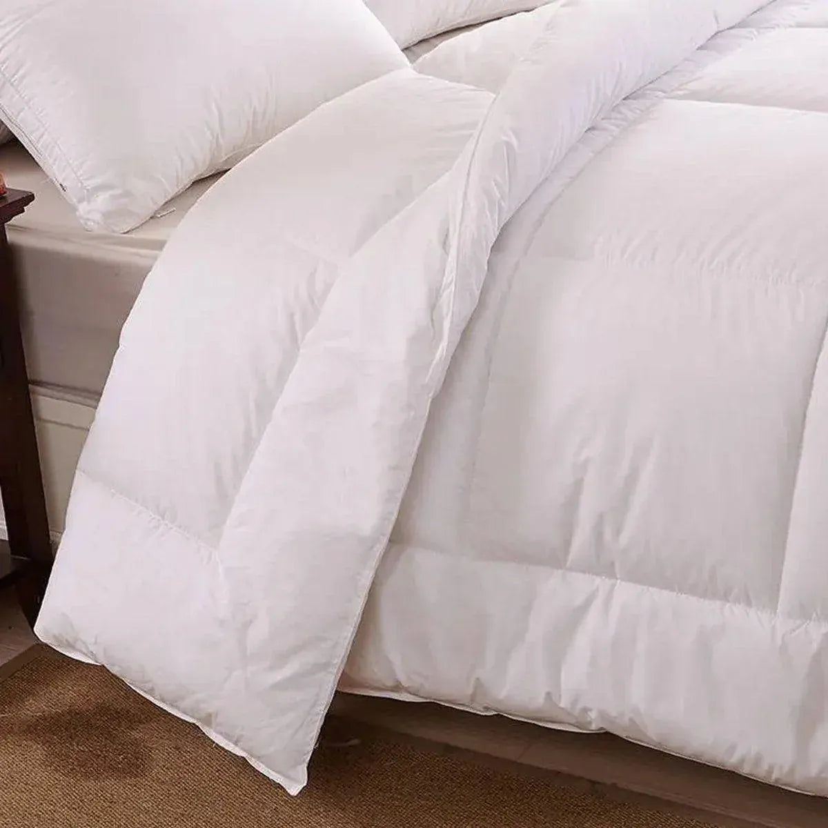 Luxury Hotel Quilt Core ??Soft Microfiber Down Alternative Comforter for All Seasons - 180x210cm-Cotton Bedworld