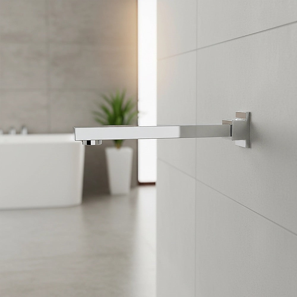 Wall-mounted polished chrome bath spout with straight spout bar and square base