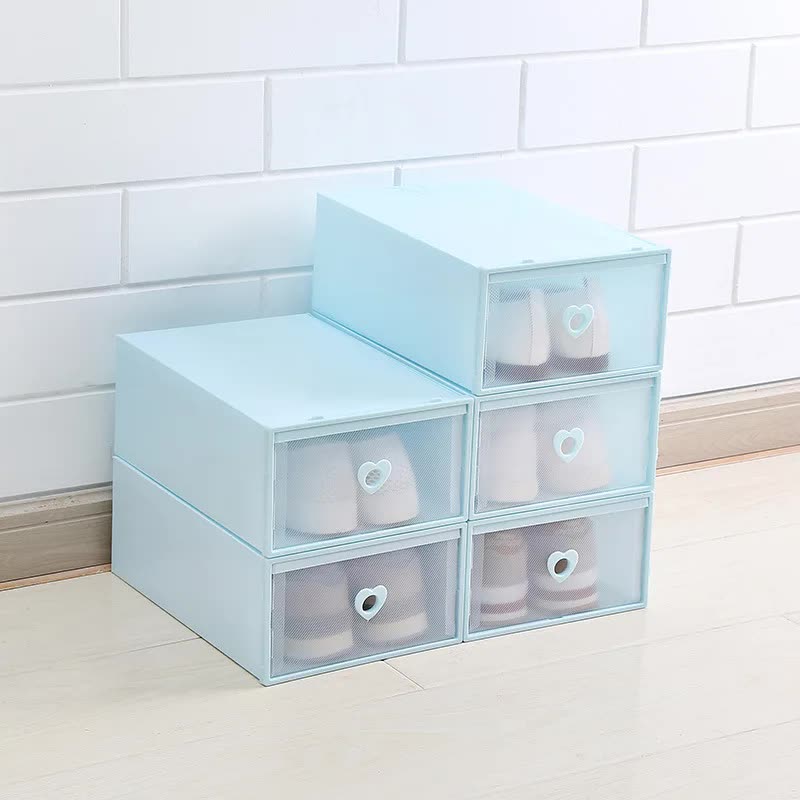 Stackable transparent shoe storage boxes, blue set with heart-shaped handles, stacked 4 drawers