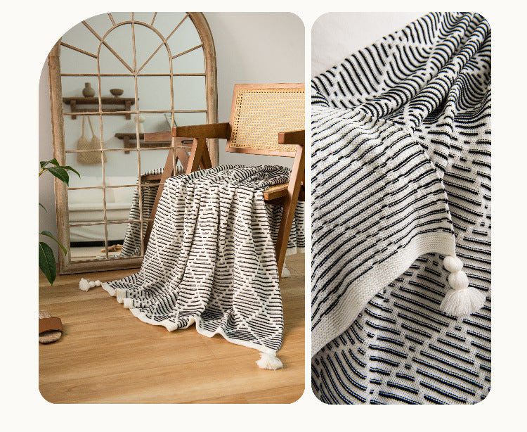 Pink and Beige Diamond Pattern Soft Cozy Knit Throw Blanket with Tassels - Geometric Pattern Lightweight Acrylic Blanket for Sofa Couch Bed, 130x150cm