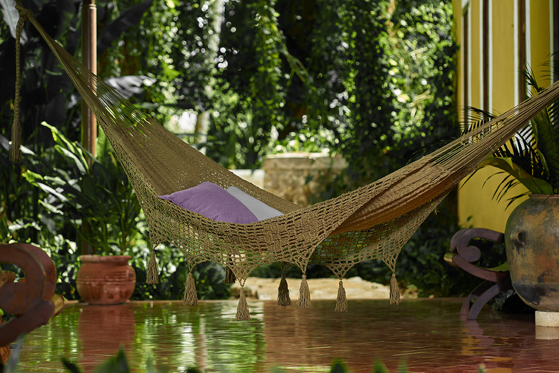 Outdoor undercover cotton Mayan Legacy hammock