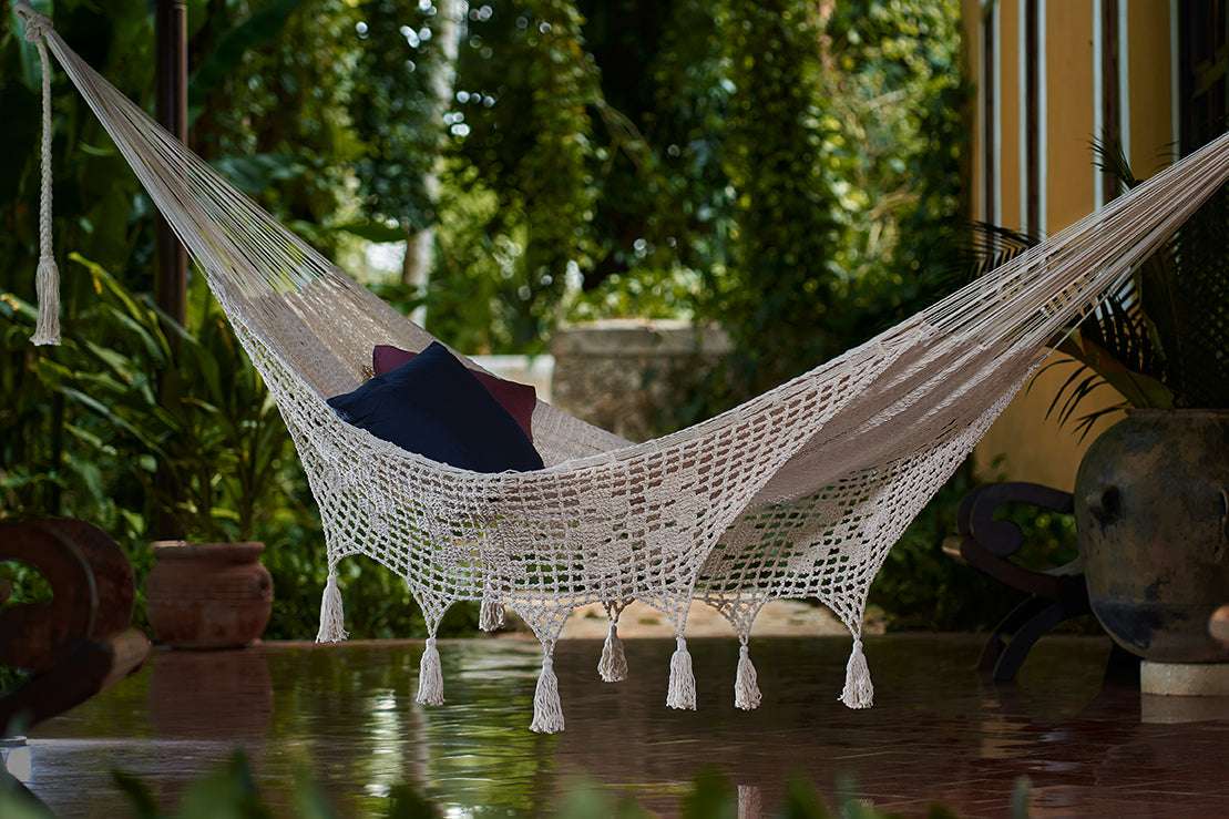 Outdoor undercover cotton Mayan Legacy hammock