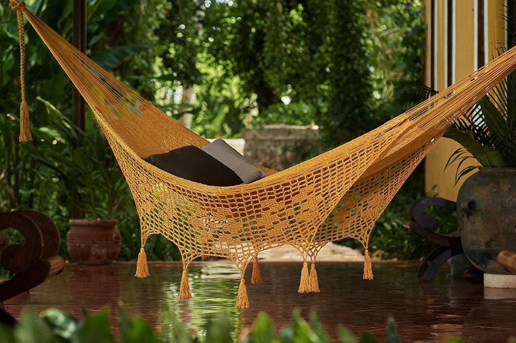 Outdoor undercover cotton Mayan Legacy hammock