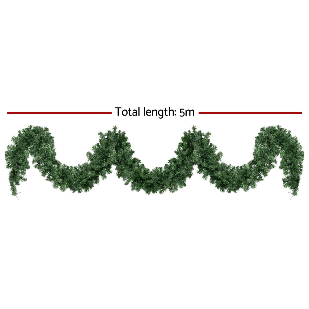 Green unlit Christmas garland with wavy swag foliage, 5 m length